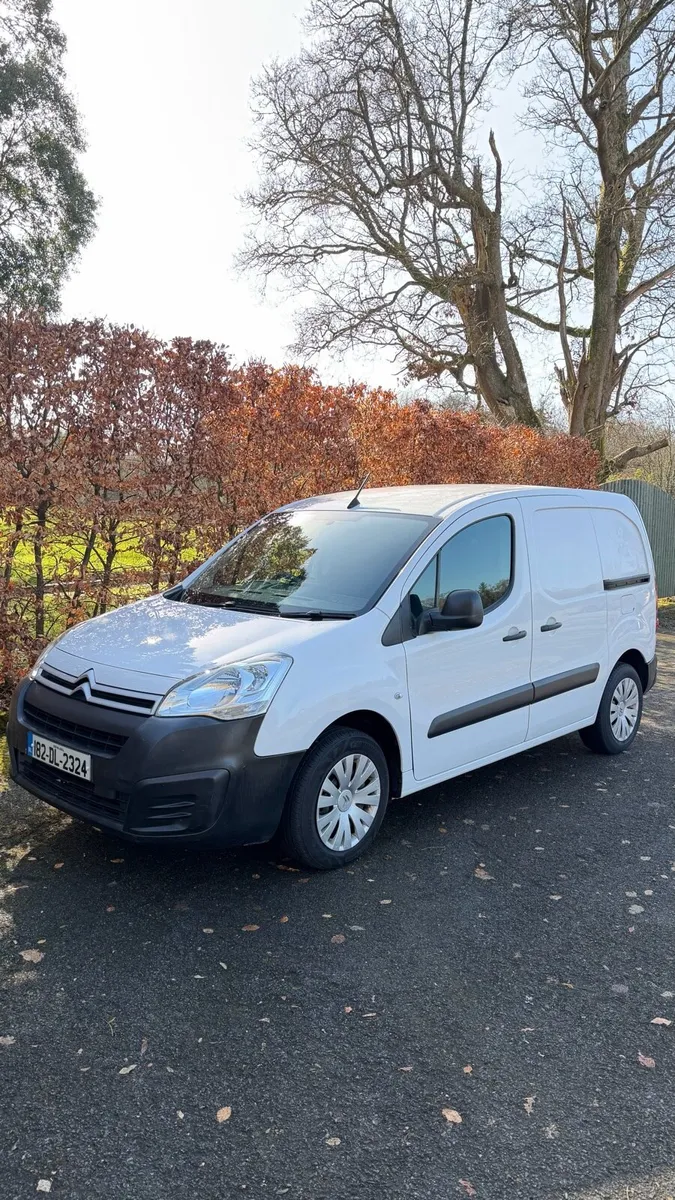 Citreon berlingo 2018 , Low miles - Image 1