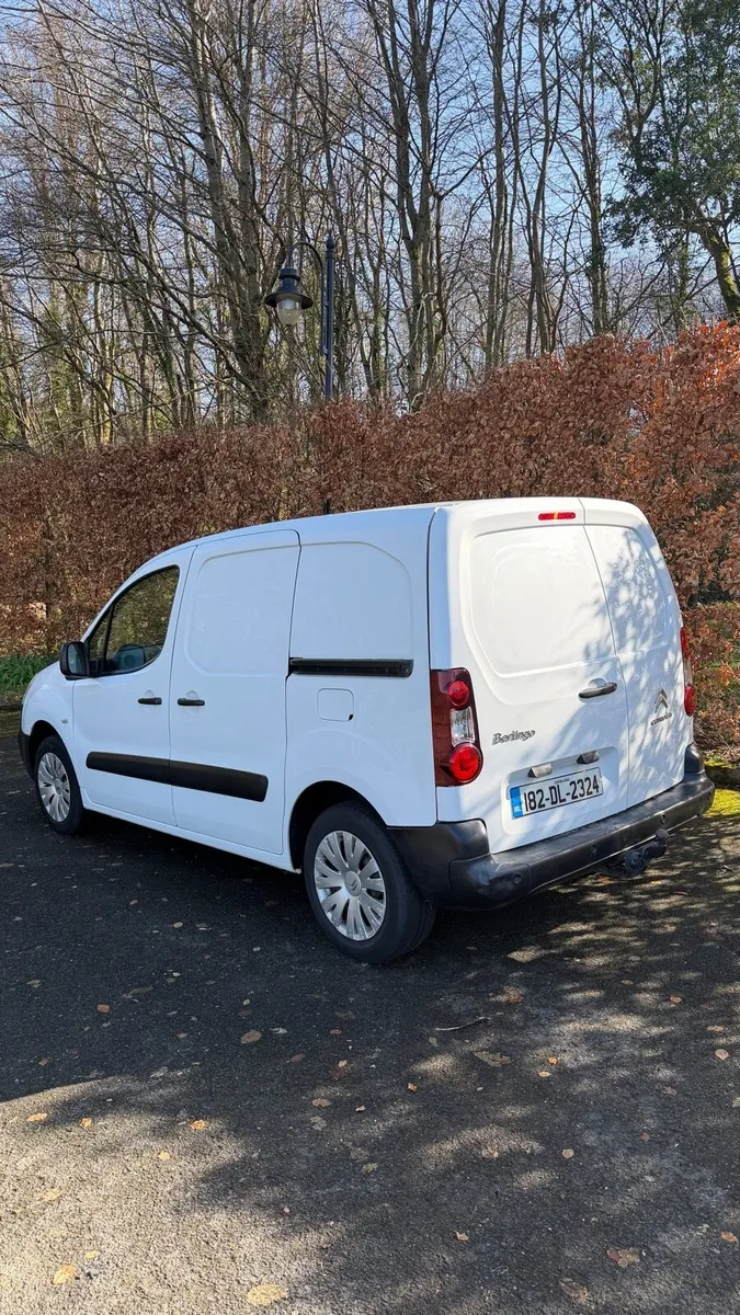 Citreon berlingo 2018 , Low miles - Image 3