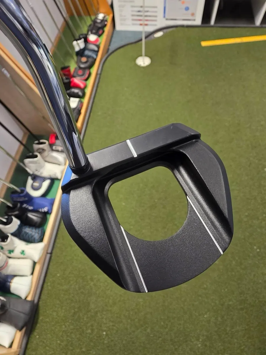 As New Cleveland HB Soft Retrieve Putter - Image 2