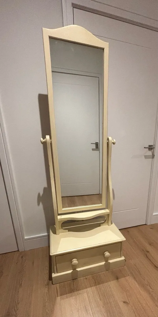 Free Standing Mirror - Image 1