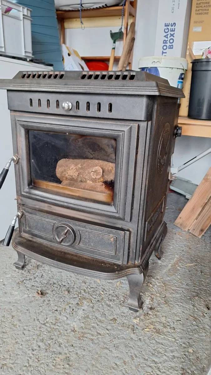 Stove - Image 1