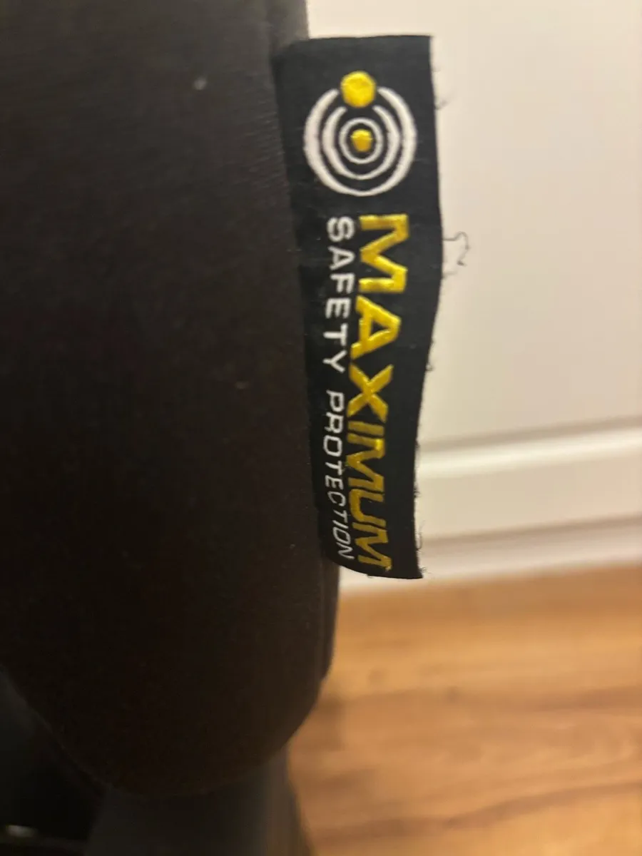 Child car seat - Image 4