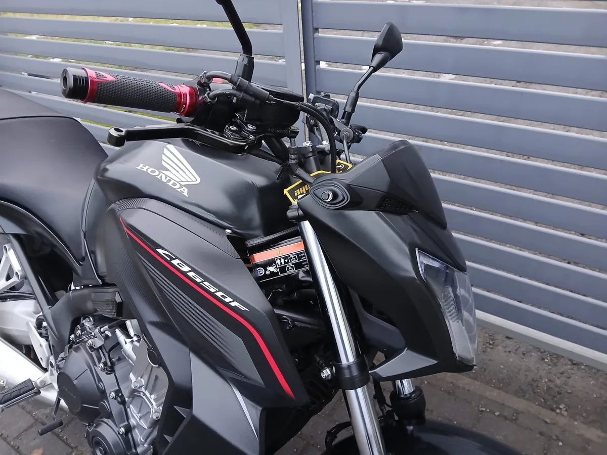 HONDA CB650F - Image 2