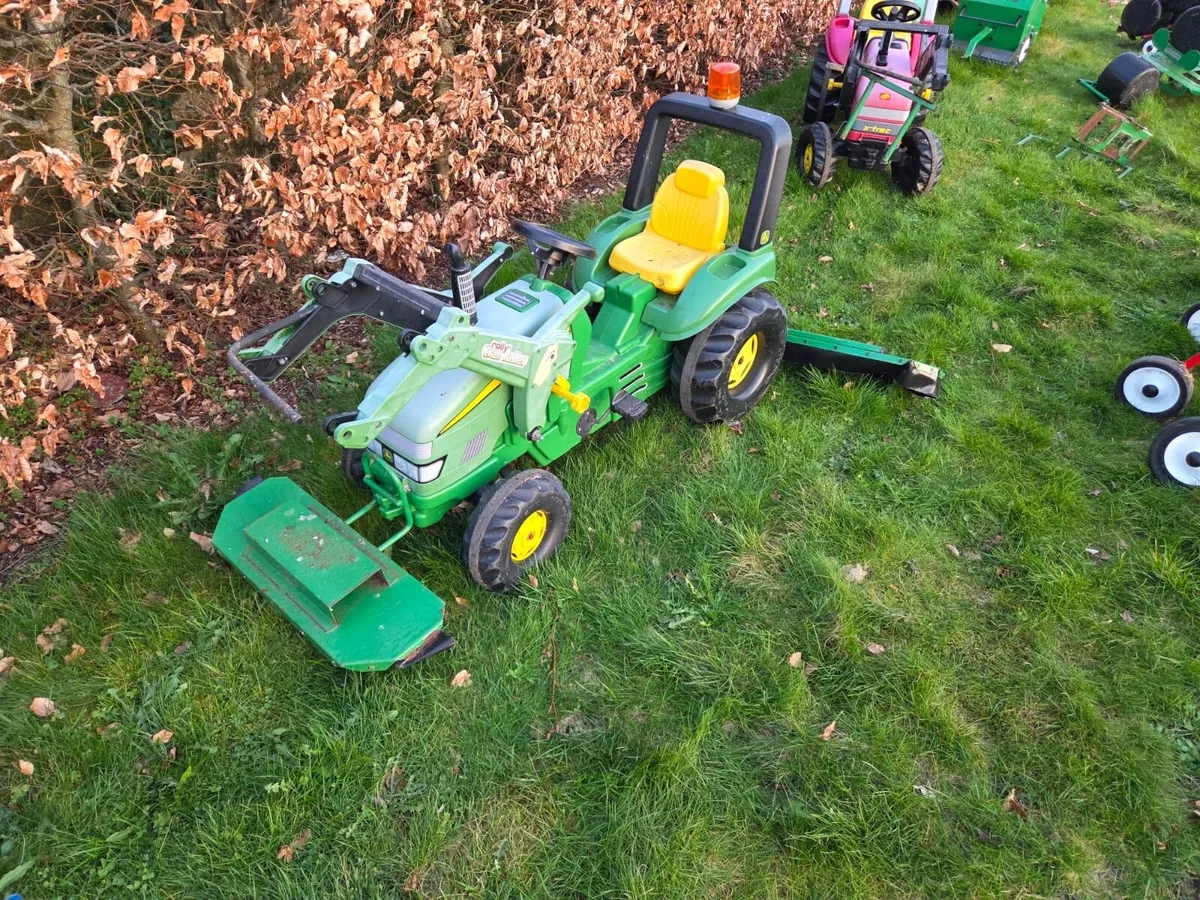 Tractors and machinery - Image 4