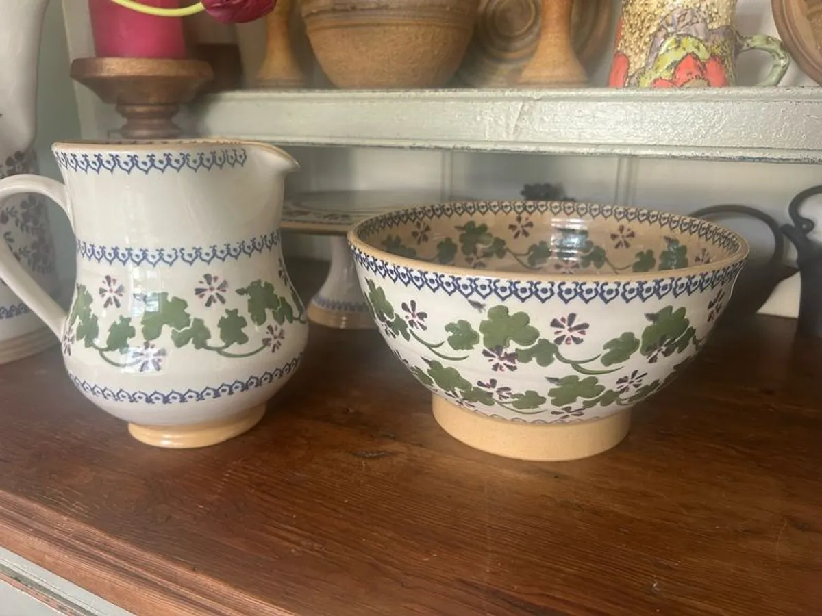 Nicholas Mosse discontinued Clover Pattern - Image 1