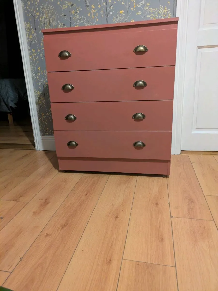 Chest of drawers - Image 2