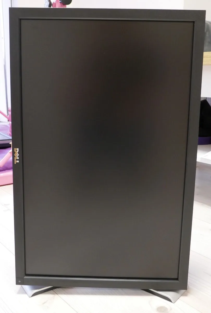 Dell 24" screen - Image 1