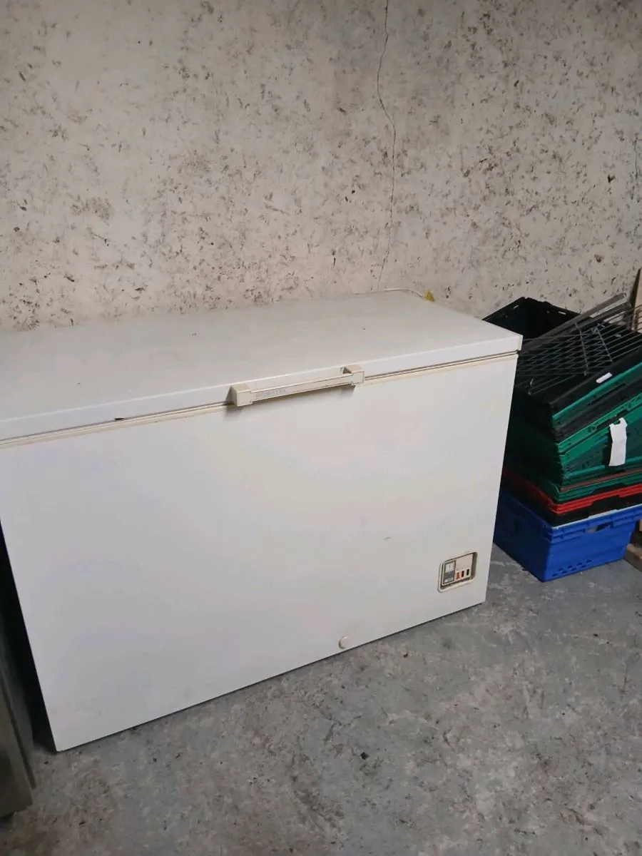 Chest Freezer for sale - Image 3
