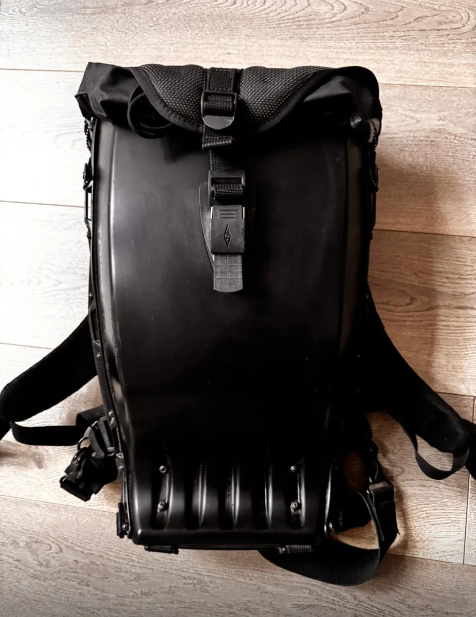 motorcycle backpack - Image 4