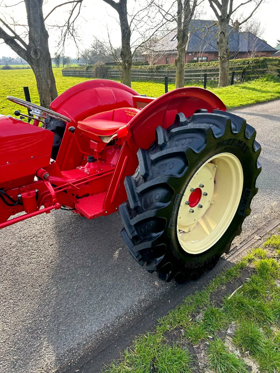 Stunning Porsche 238 Standard Star - Image 4