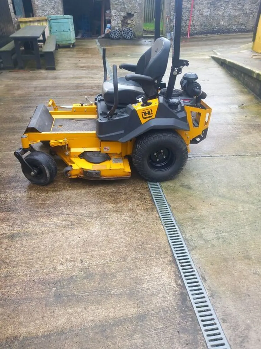Hustler commercial Mower - Image 1