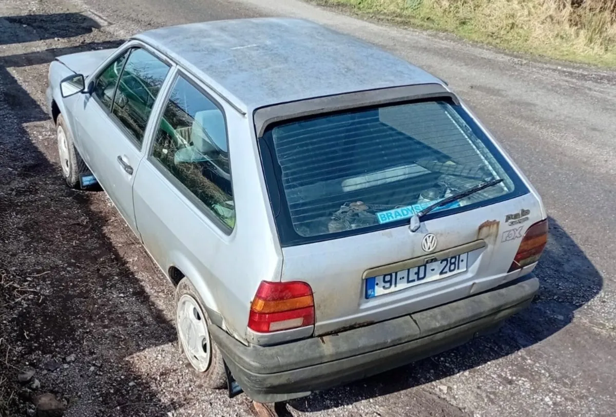 Volkswagen Polo Coupe 1991 - Image 4