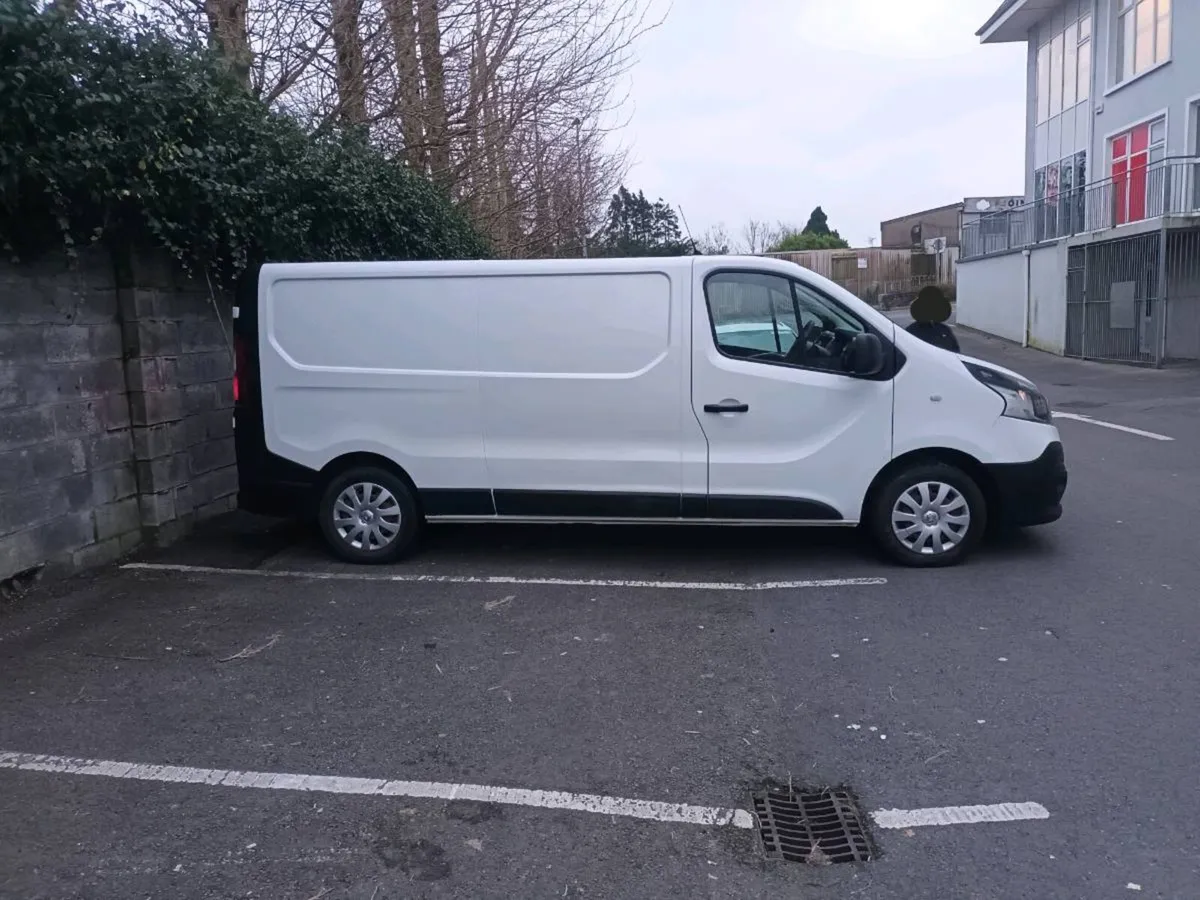 Renault  Traffic - Image 3