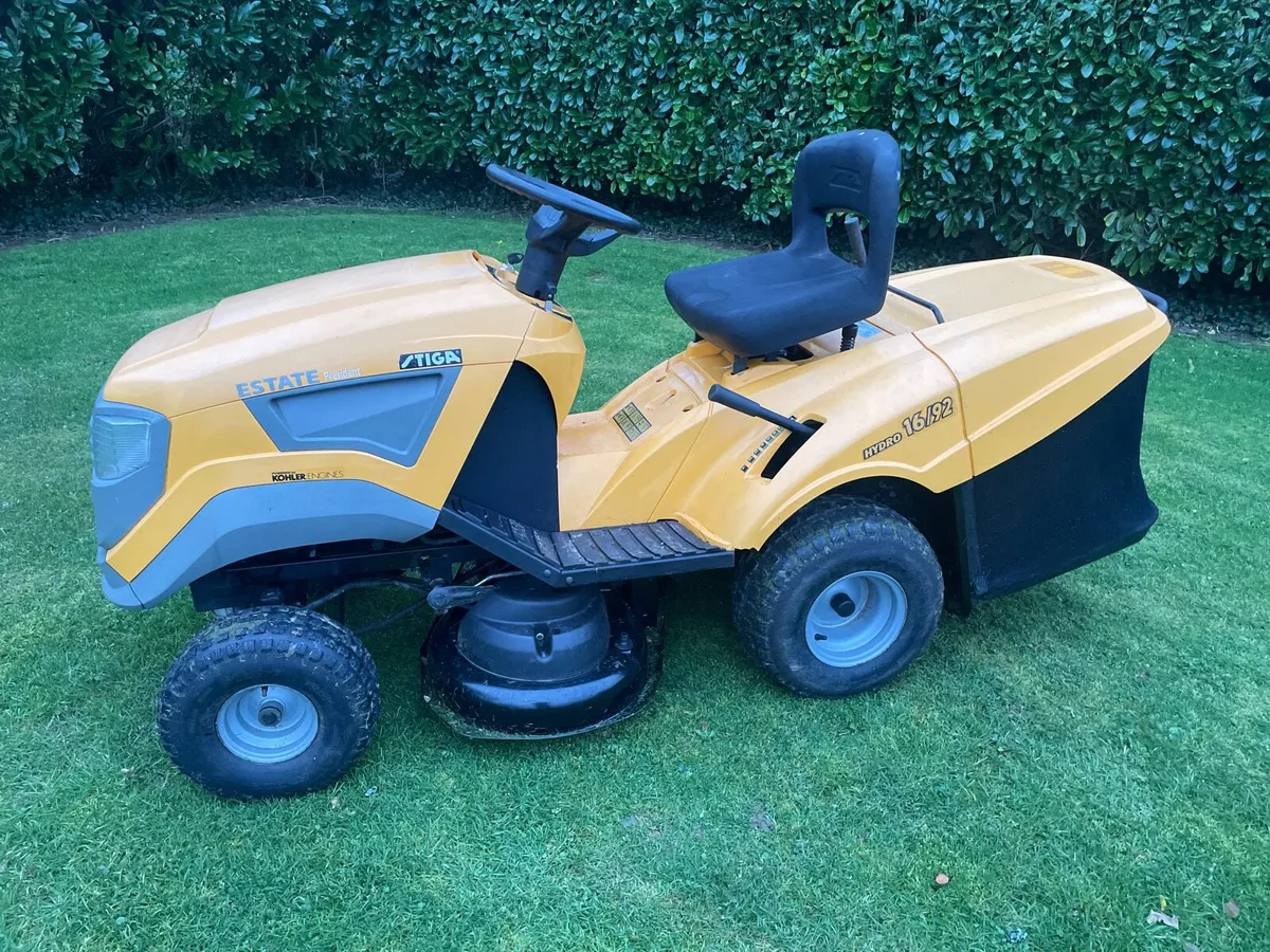 Stiga ride on mower - Image 1