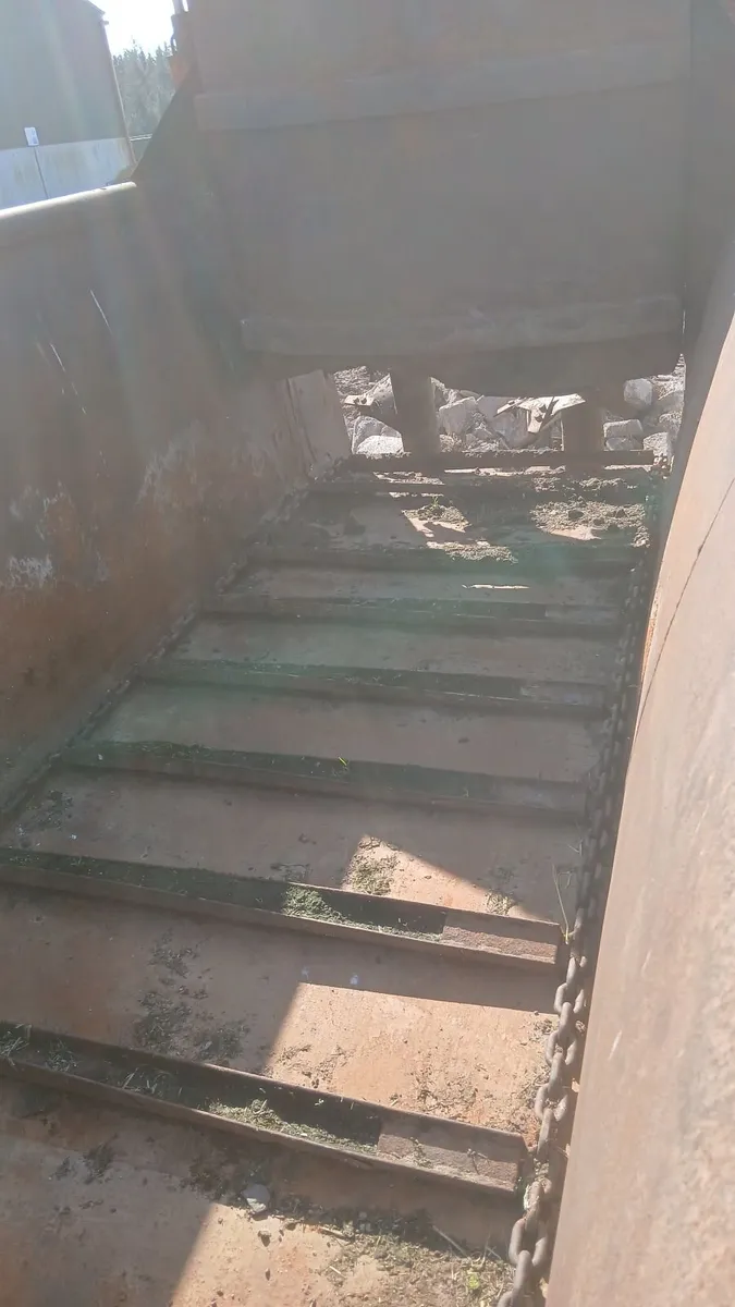 Dung spreader - Image 2