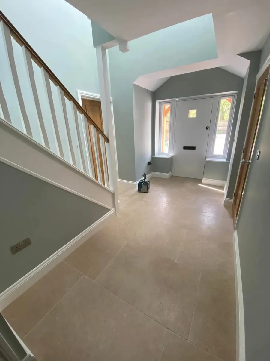 Professional Polish Painter and Decorator - Image 1