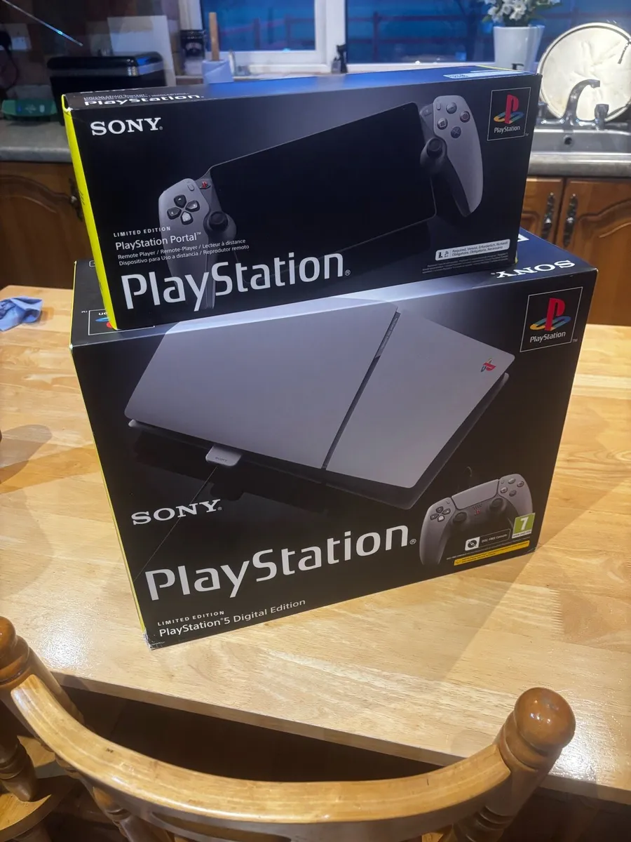 PS5 30th edition with ps portal