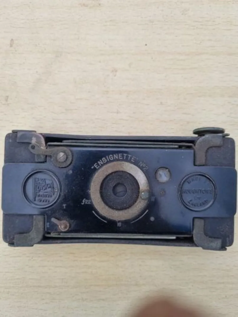 Houghtons Ensignette No 2 Camera - Image 1