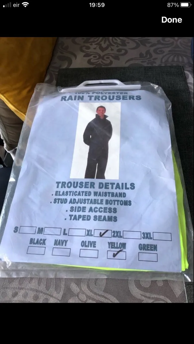 Mens rain bottoms size XL €10 - Image 2