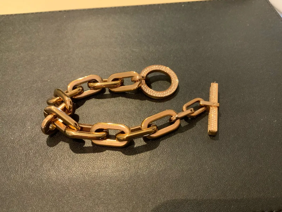 Michael Kors Rose Gold Chunky Bracelet - Image 3