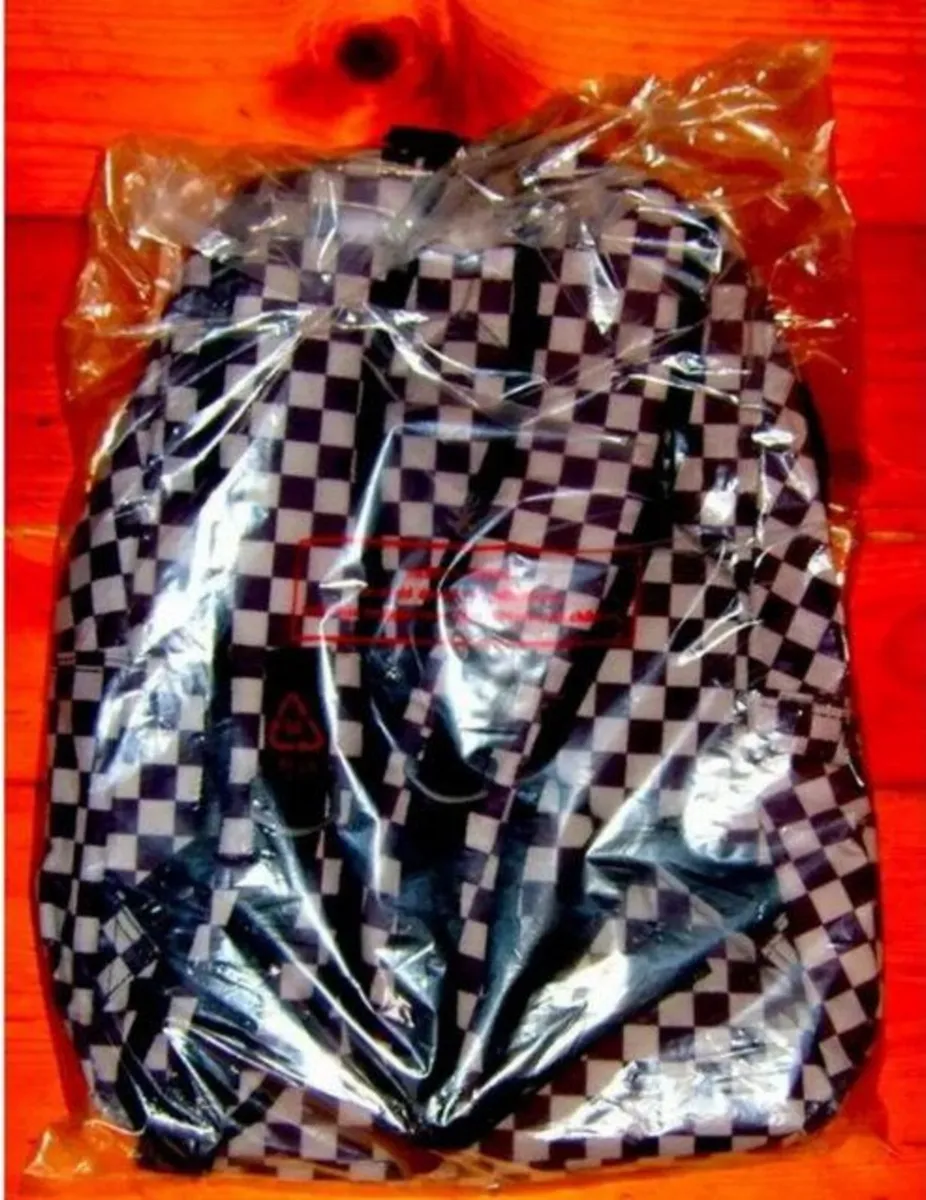 BNWT Daved & Goliath Backpack Ex Harrods - Image 4