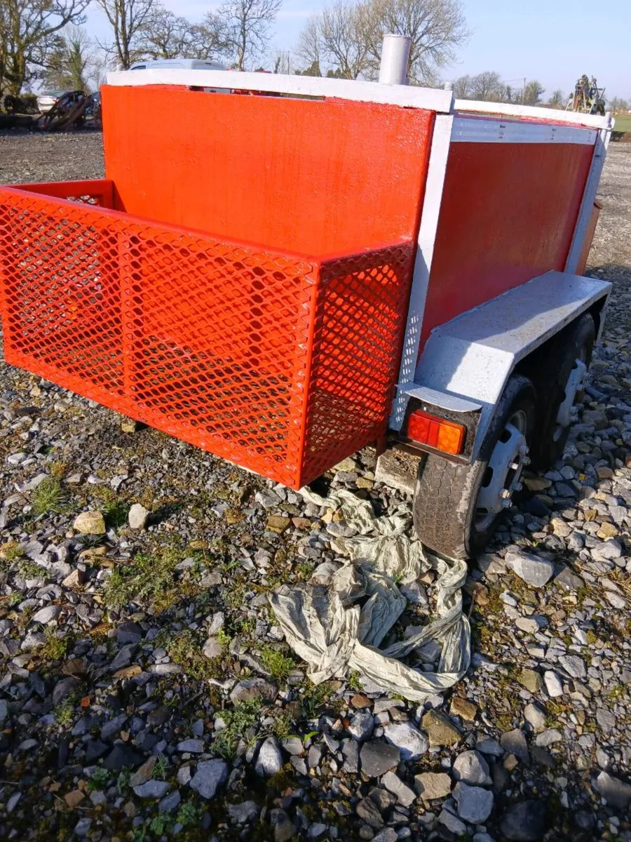 Fuel Bowser - Image 2