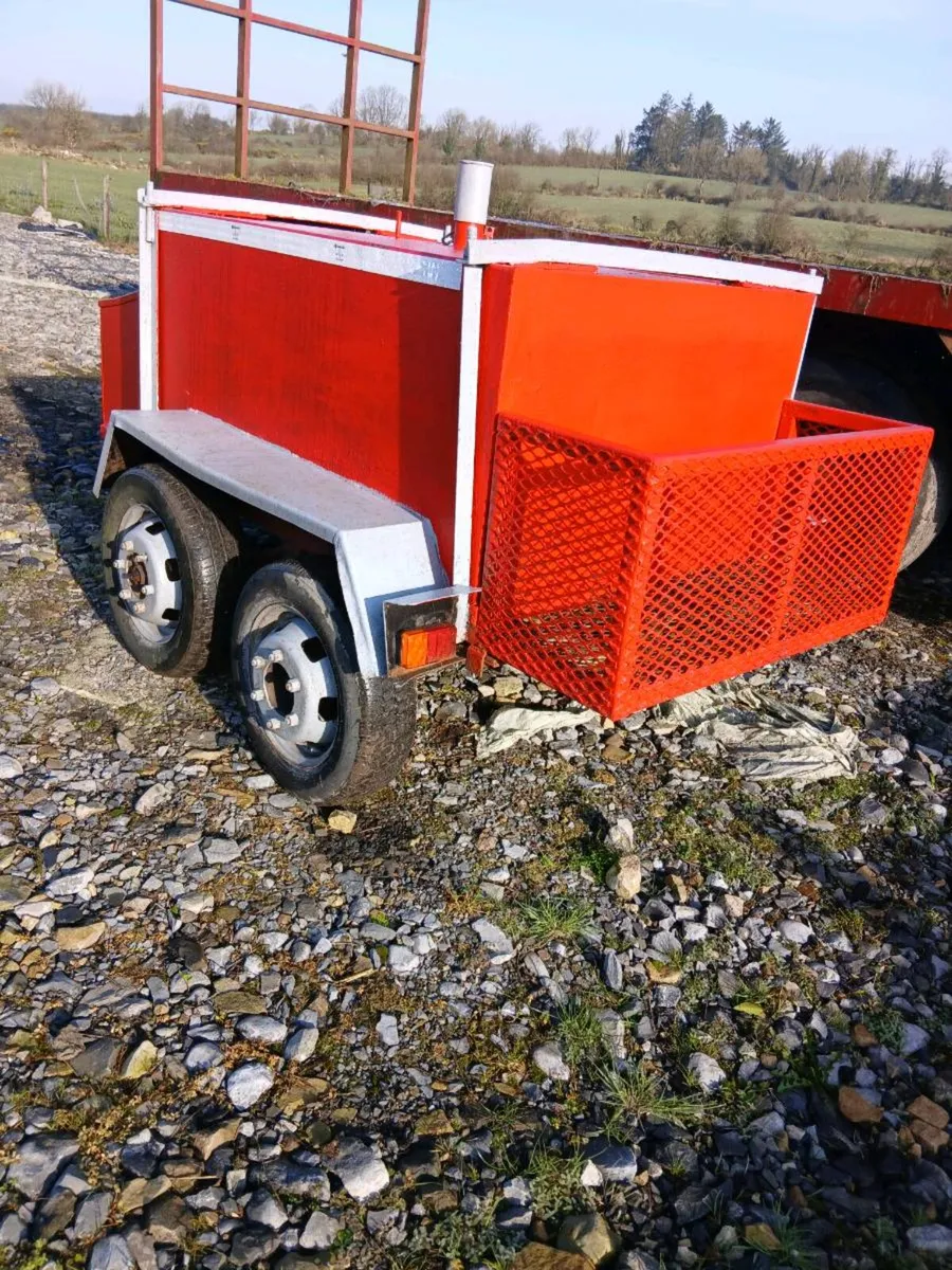 Fuel Bowser - Image 3