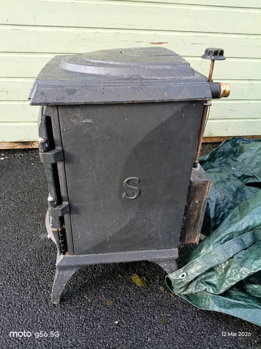 Stove solid fuel with boiler - Image 2