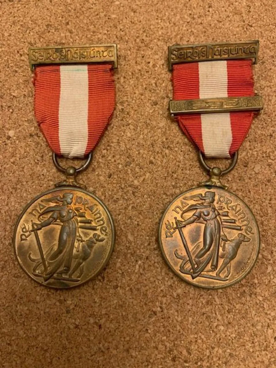 Caomhnóirí Áitiúla (Local Security Force) Medals - Image 1