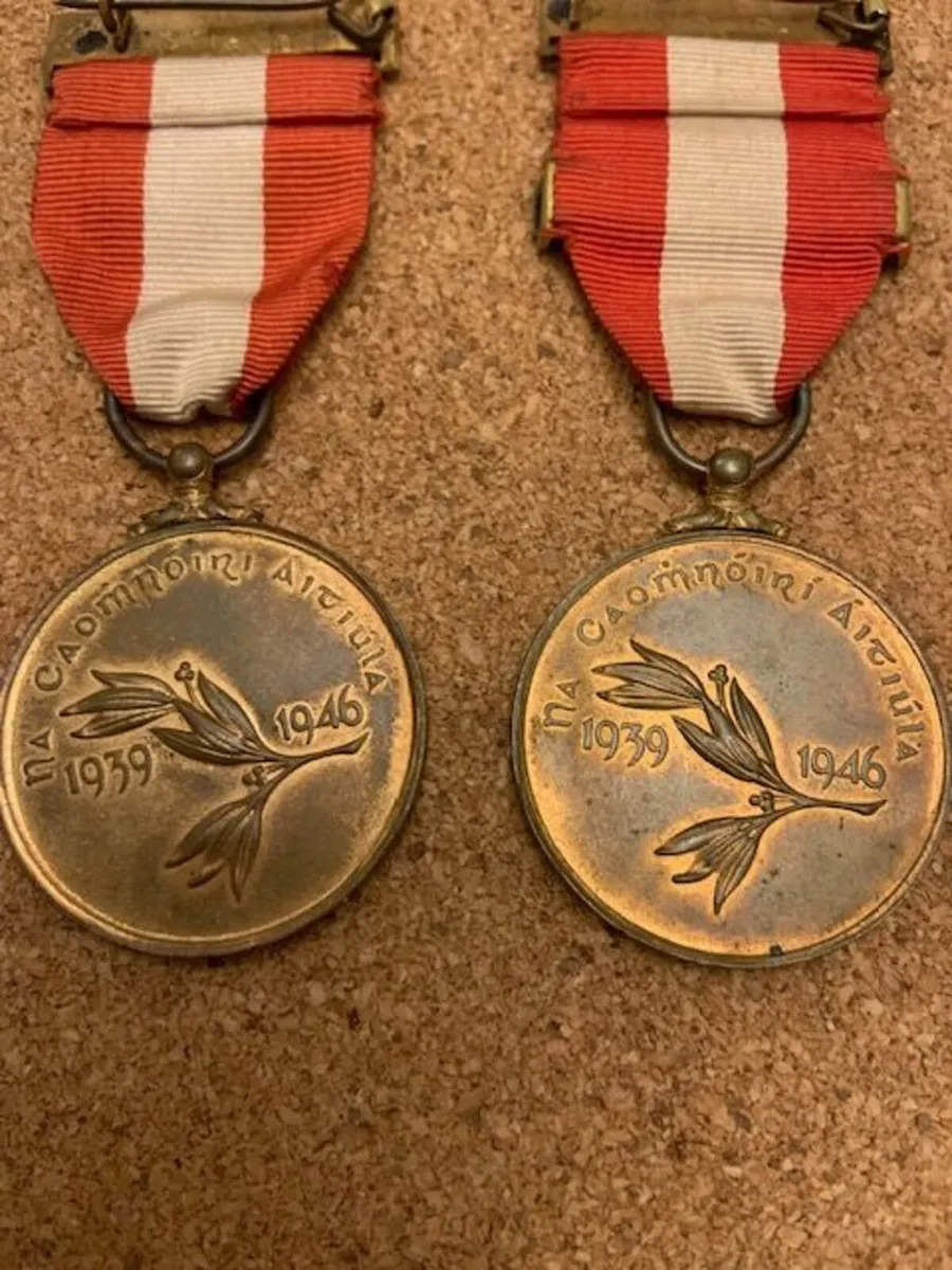 Caomhnóirí Áitiúla (Local Security Force) Medals - Image 3