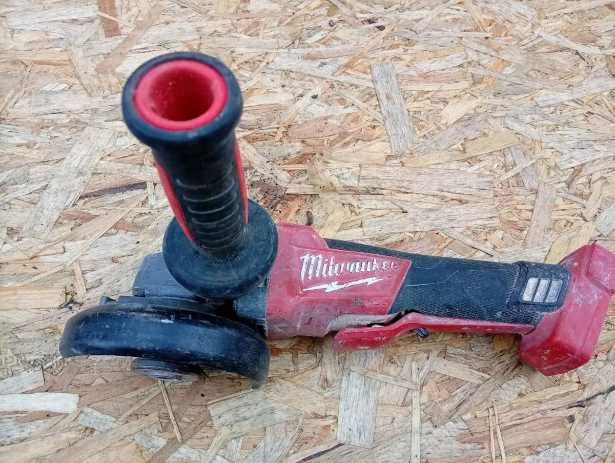 Milwaukee angle grinder