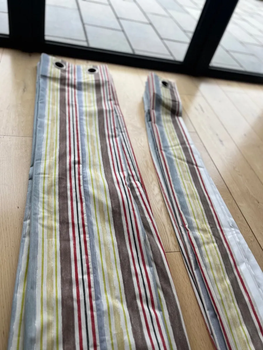 Curtains - Image 1