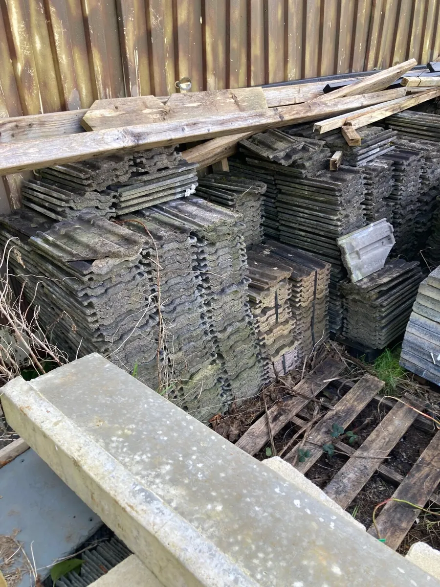 Roof tile Marley - Image 1