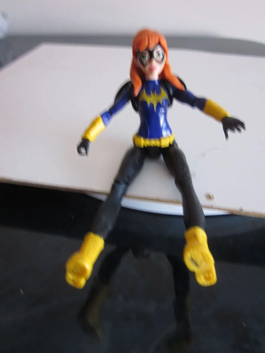 2015 Mattel DC Comics Super Hero Girls Batgirl - Image 4
