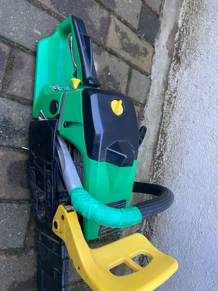 Gardenline petrol chainsaw - Image 4