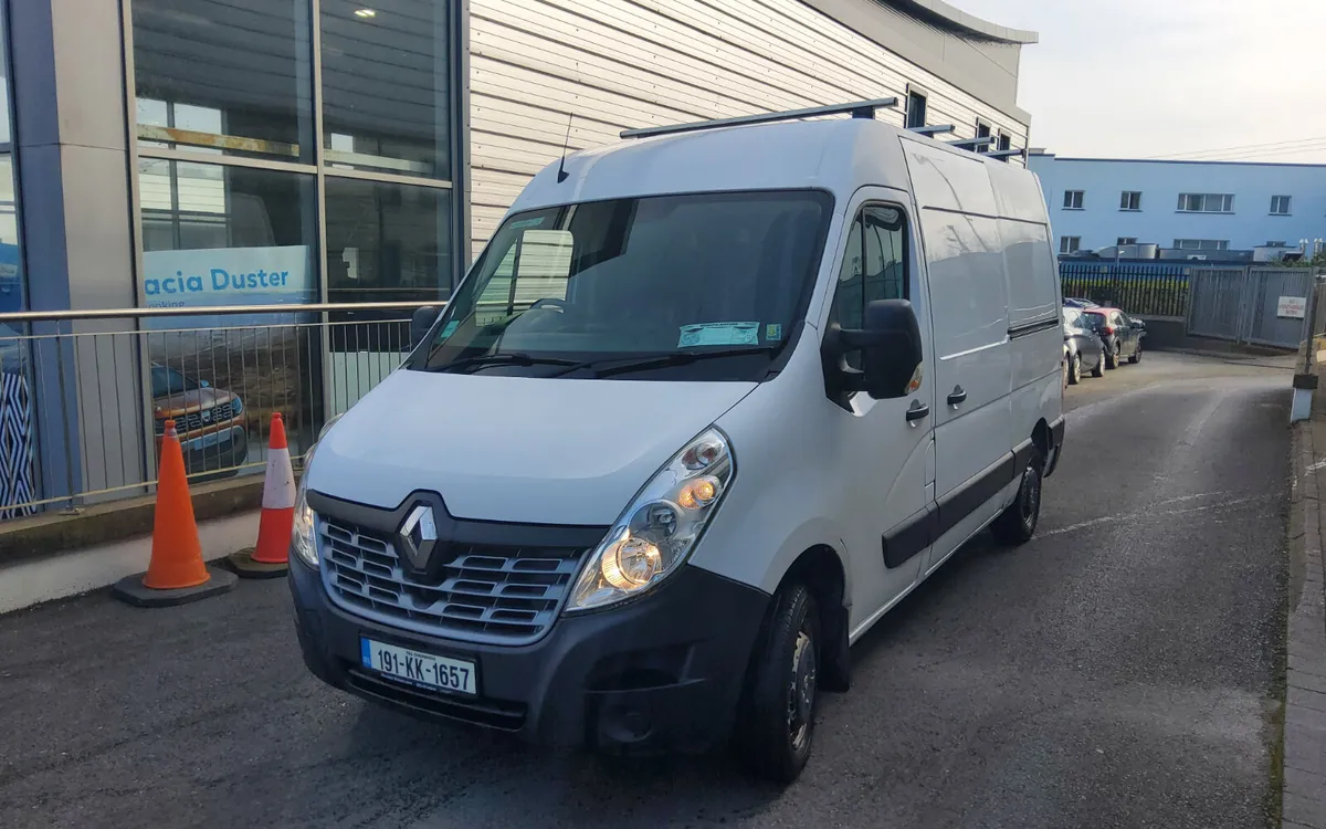 Renault Master 2019 - Image 1