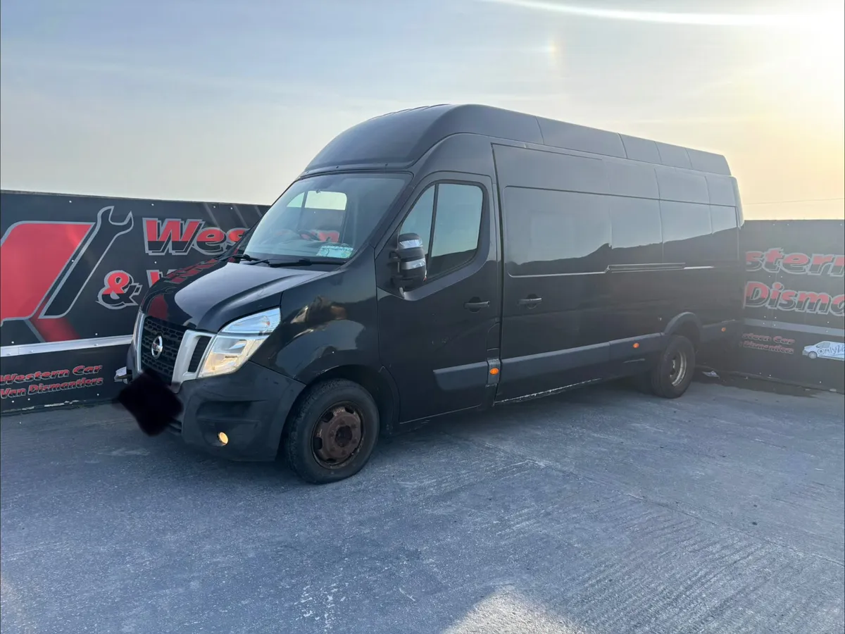 162 Nissan nv400 rwd for dismantling