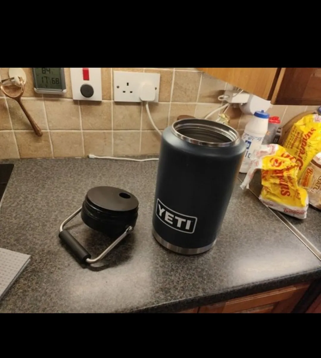 YETI 1 Gallon Jug (3.7L) - Image 4