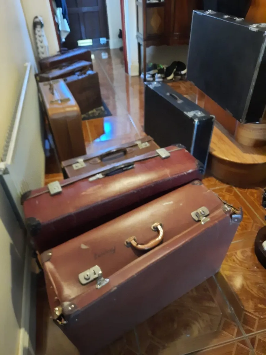 Vintage suitcases - Image 1
