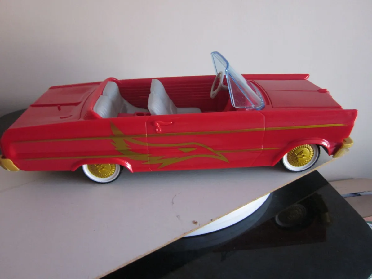 WWE Lucha LowRider withRey Mysterio - Image 3