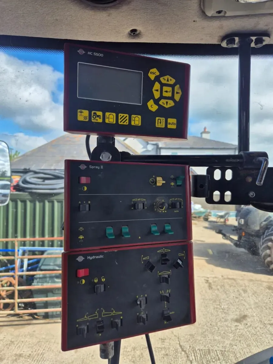 HARDI COMMANDER 3200 - Image 4