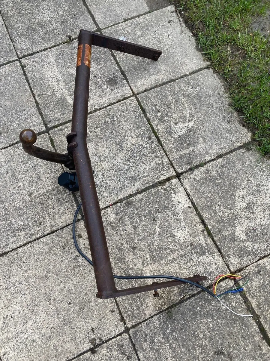 Skoda Fabia mk1 tow bar - Image 1