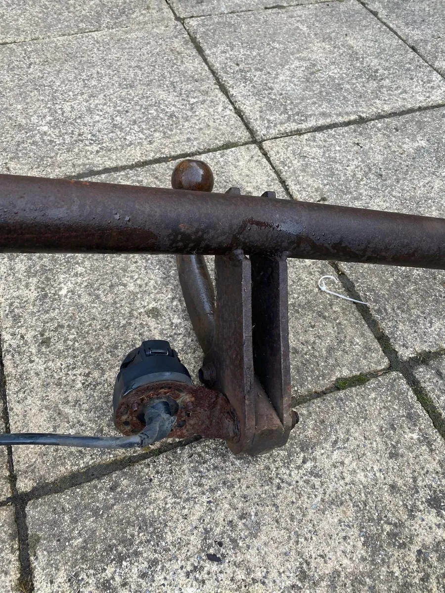 Skoda Fabia mk1 tow bar - Image 2