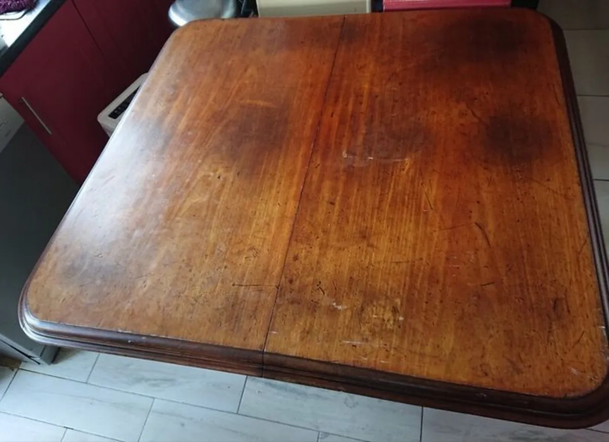 solid mahogany table - Image 1