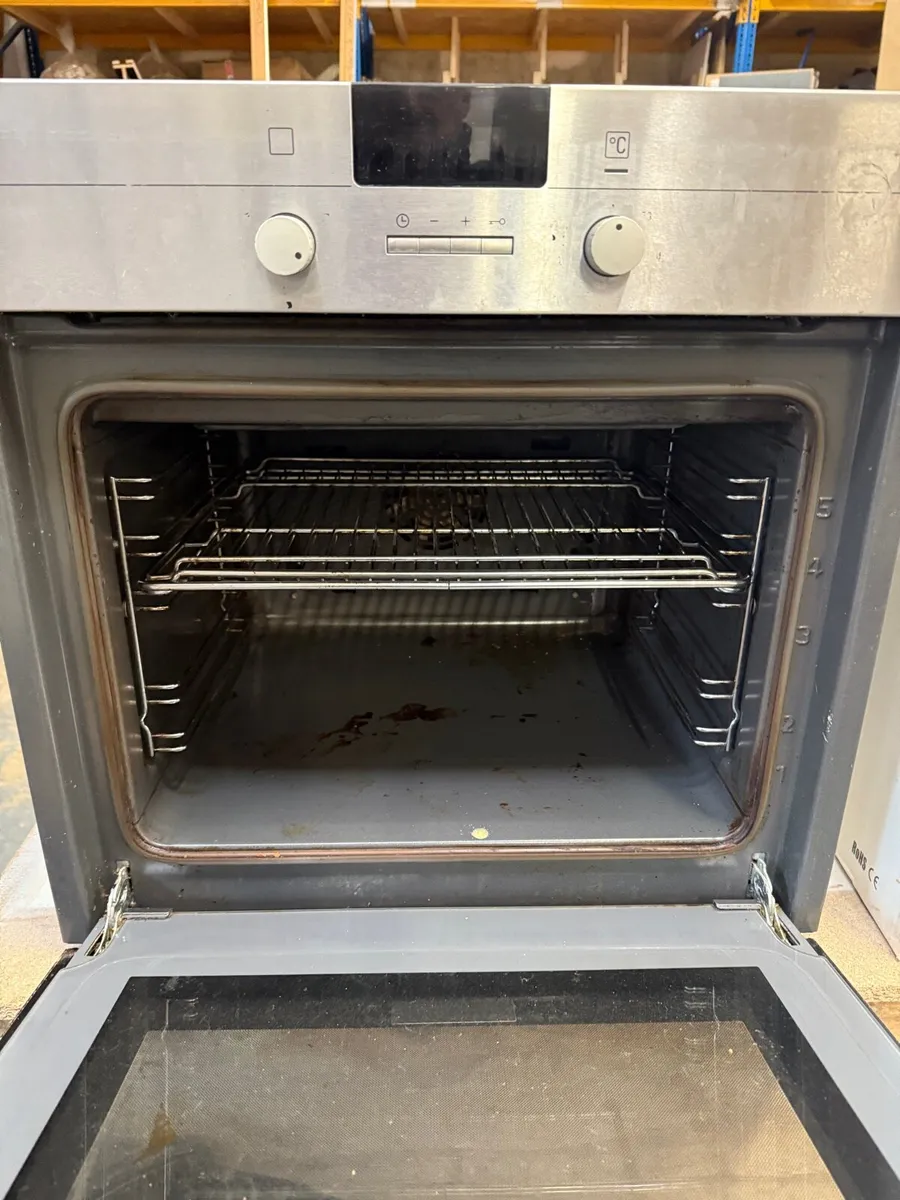Oven - Image 3