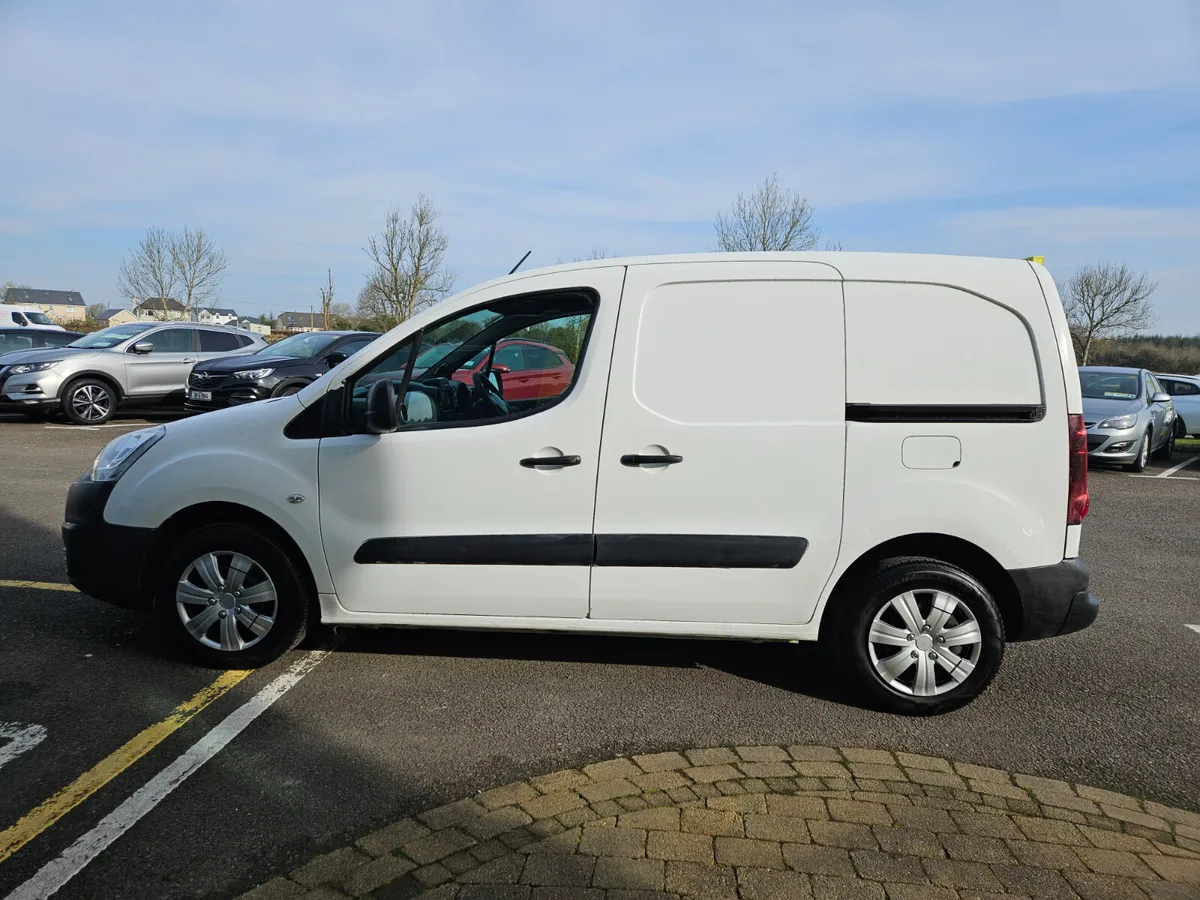 Peugeot Partner 3 Seater 1.6L Diesel - Image 3