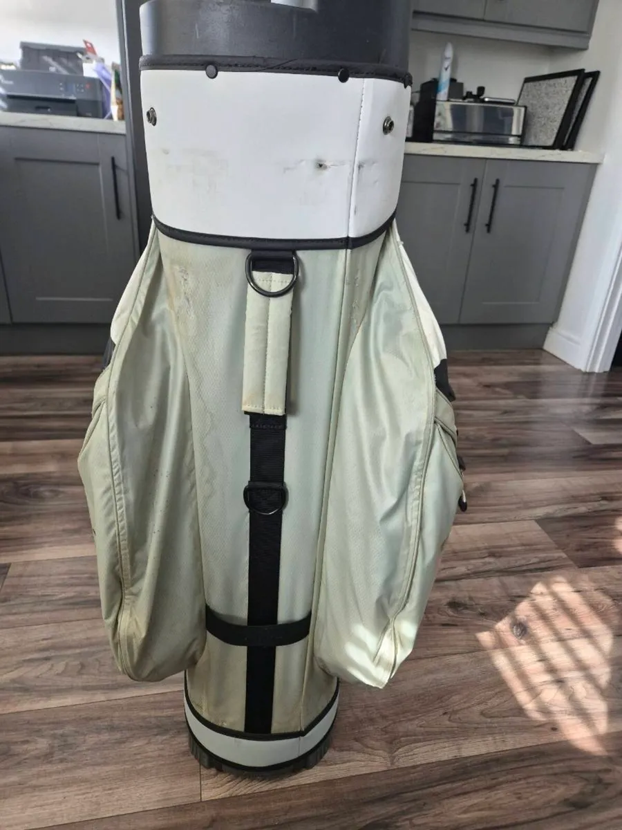 Motorcaddy golf bag - Image 2