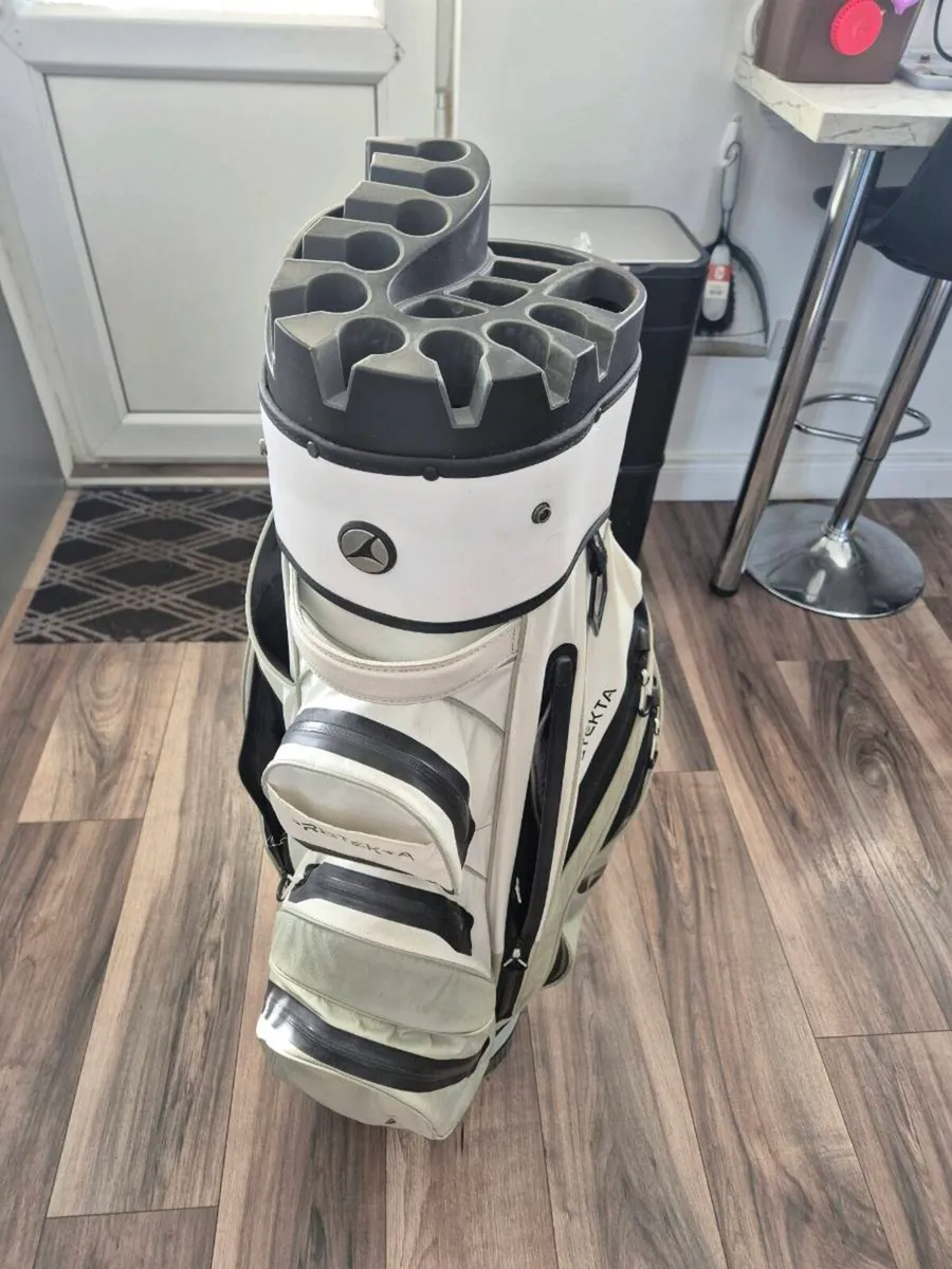 Motorcaddy golf bag - Image 4