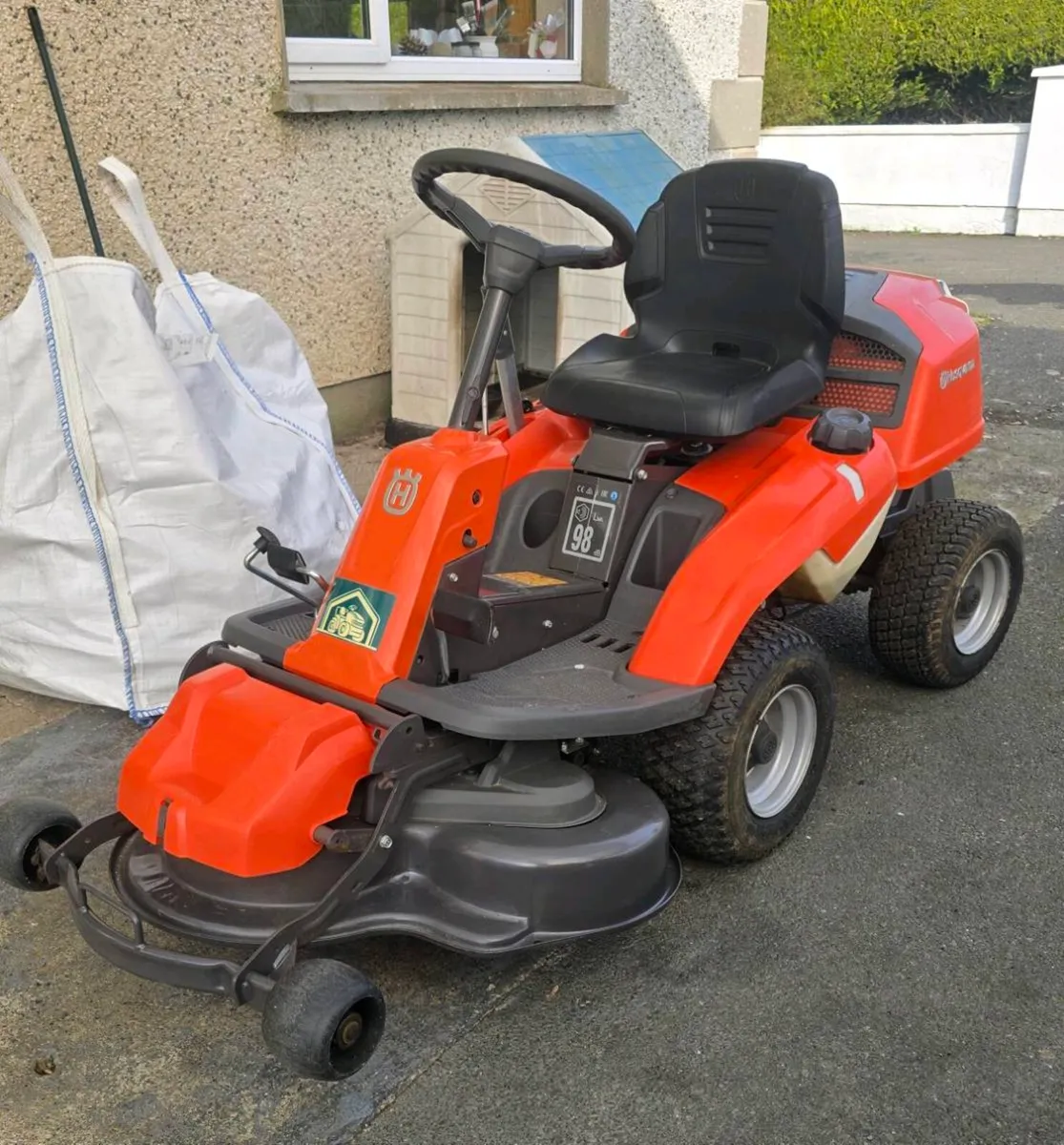 Husqvarna 214TC low hours - Image 1