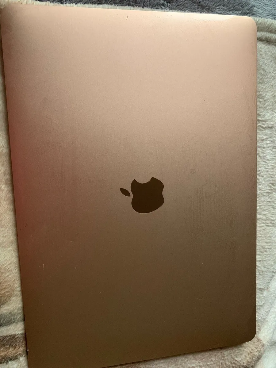 Macbook Air - Image 1